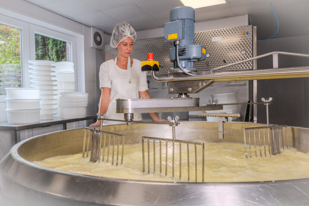 With_the_help_of_Riet_Dairy_we_are_growing_our_cheese_factory_Antje_Zents_machine_cheese